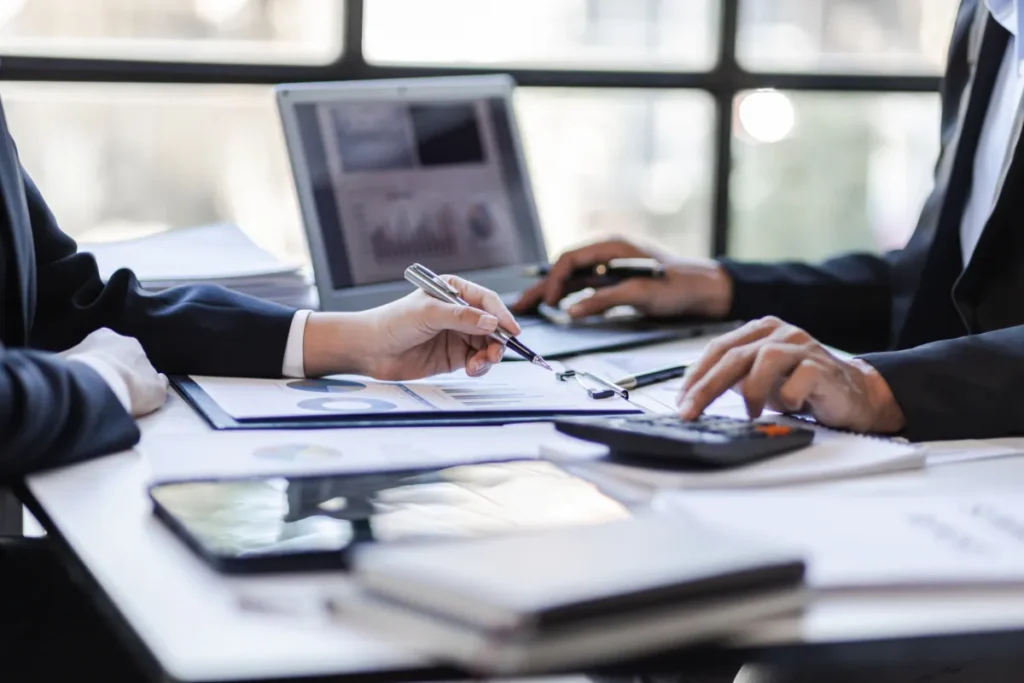 Escrow: Certeza en cada operación, confianza en cada decisión.